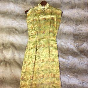 VTG 50's City of Shanghai Gold Heavily Embroidered